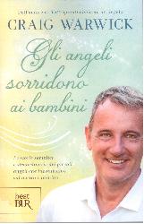 Angeli sorridono ai bambini. Le storie s