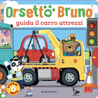Orsetto Bruno guida il carro attrezzi. E